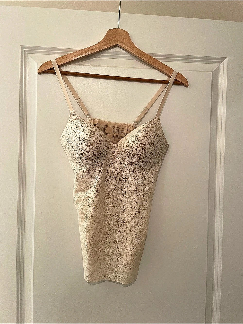Uniqlo Camisole Top in Beige Size S